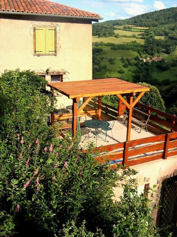 Gites Des Esselards Yzeron المظهر الخارجي الصورة